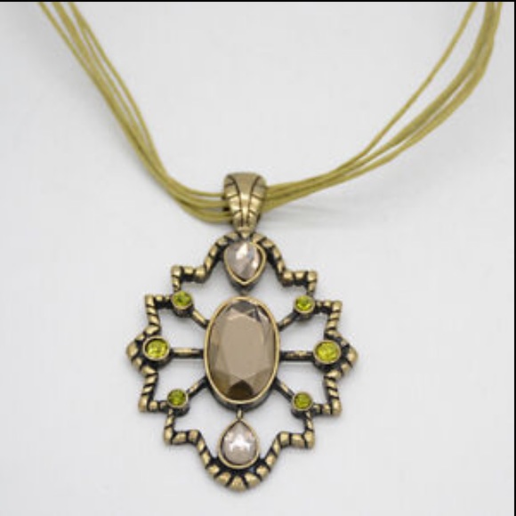 Lia Sophia Jewelry - Lia Sophia Snowflake Pendant Necklace